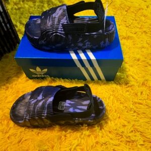 Adidas Adilette 22XLG sandals